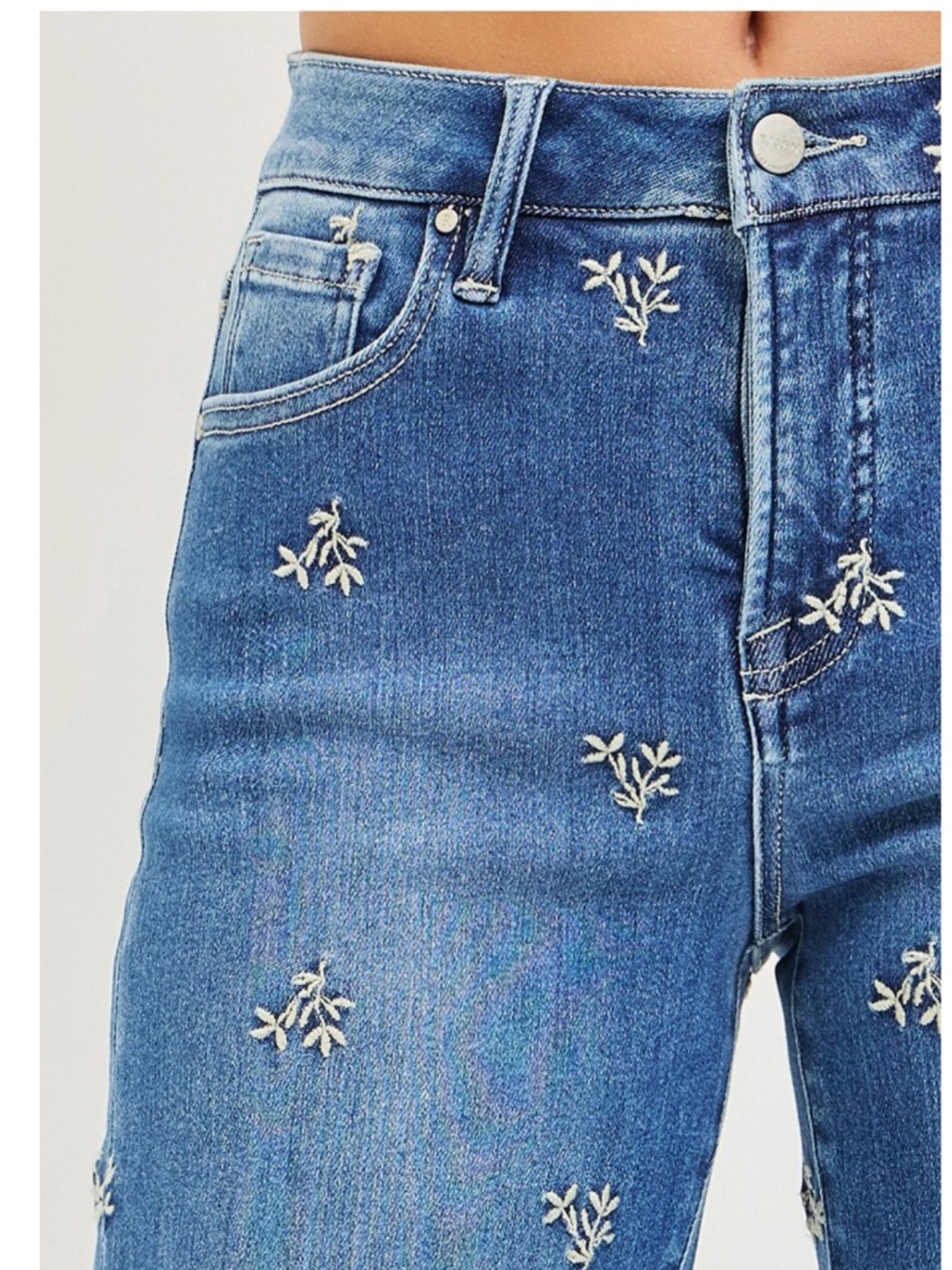 Risen Medium Wash Floral Embroidered Cropped Wide leg Denim jeans - Picture 3 of 7